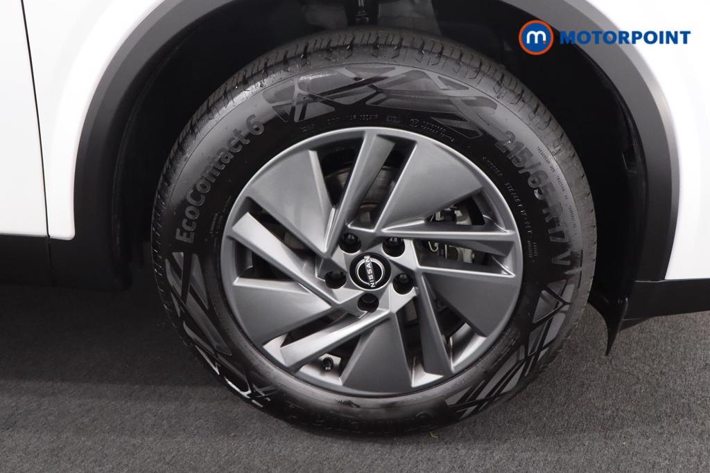 Nissan Qashqai Acenta Premium Automatic Petrol SUV - Stock Number (1564163) - 26th supplementary image