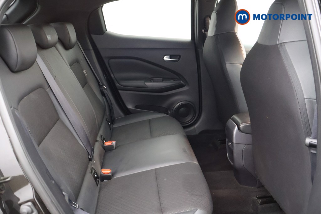 Nissan Juke N-Connecta Automatic Petrol SUV - Stock Number (1565009) - 11th supplementary image