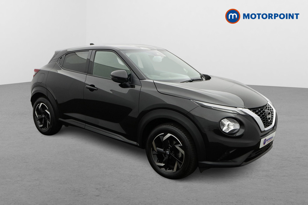 Nissan Juke N-Connecta Automatic Petrol SUV - Stock Number (1565009) - Drivers side front corner