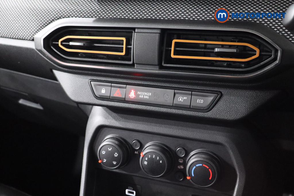 Dacia Sandero Stepway Comfort Manual Petrol Hatchback - Stock Number (1566370) - 4th supplementary image