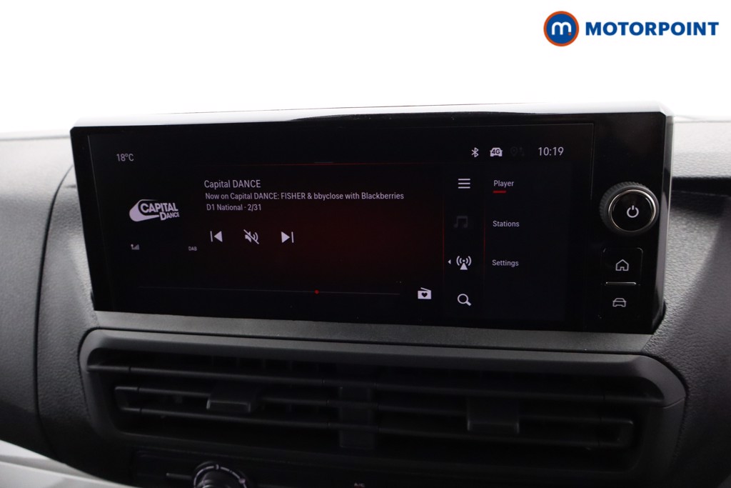 Vauxhall Vivaro PRO Manual Diesel Panel Van - Stock Number (1567180) - 5th supplementary image