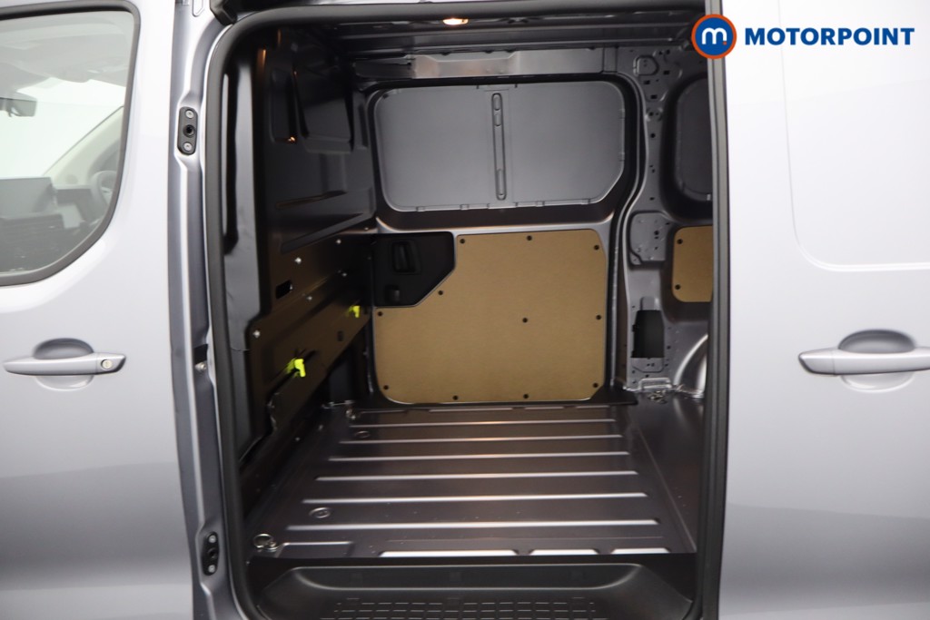 Vauxhall Vivaro PRO Manual Diesel Panel Van - Stock Number (1567180) - 18th supplementary image