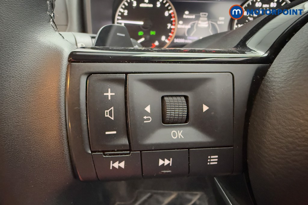 Nissan Qashqai Acenta Premium Automatic Petrol SUV - Stock Number (1568017) - 4th supplementary image