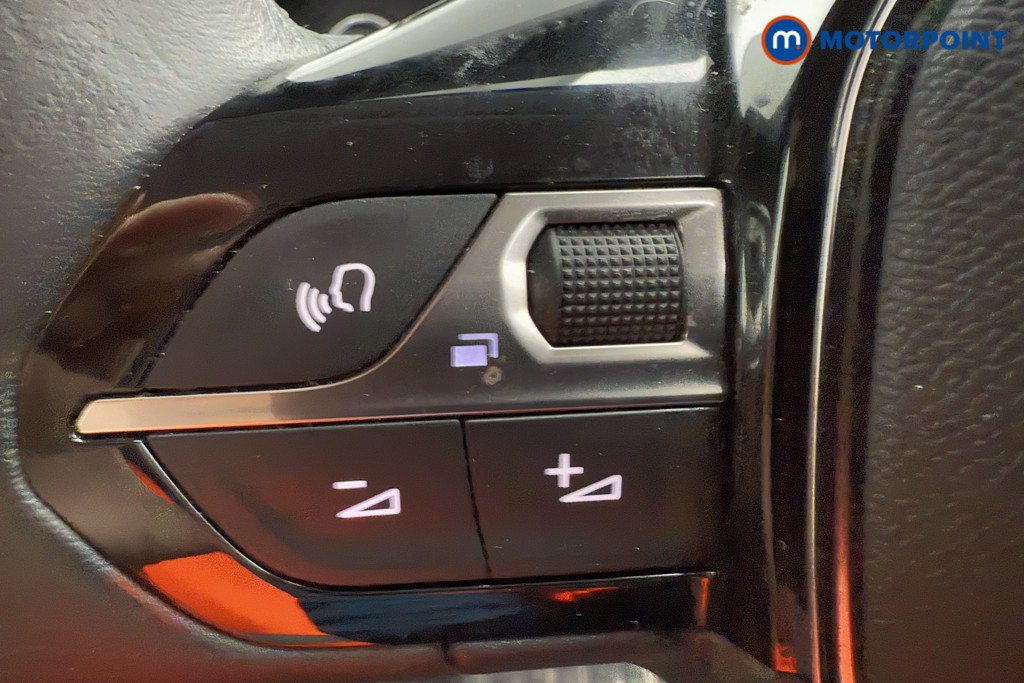 Peugeot 208 Allure Premium Automatic Electric Hatchback - Stock Number (1568428) - 4th supplementary image