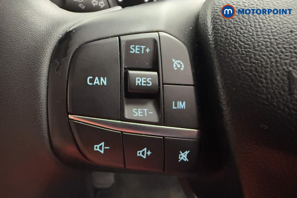 Ford Focus Active Manual Petrol Hatchback - Stock Number (1568616) - 4th supplementary image