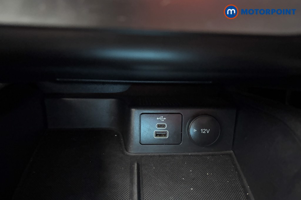Ford Focus Active Manual Petrol Hatchback - Stock Number (1568616) - 14th supplementary image