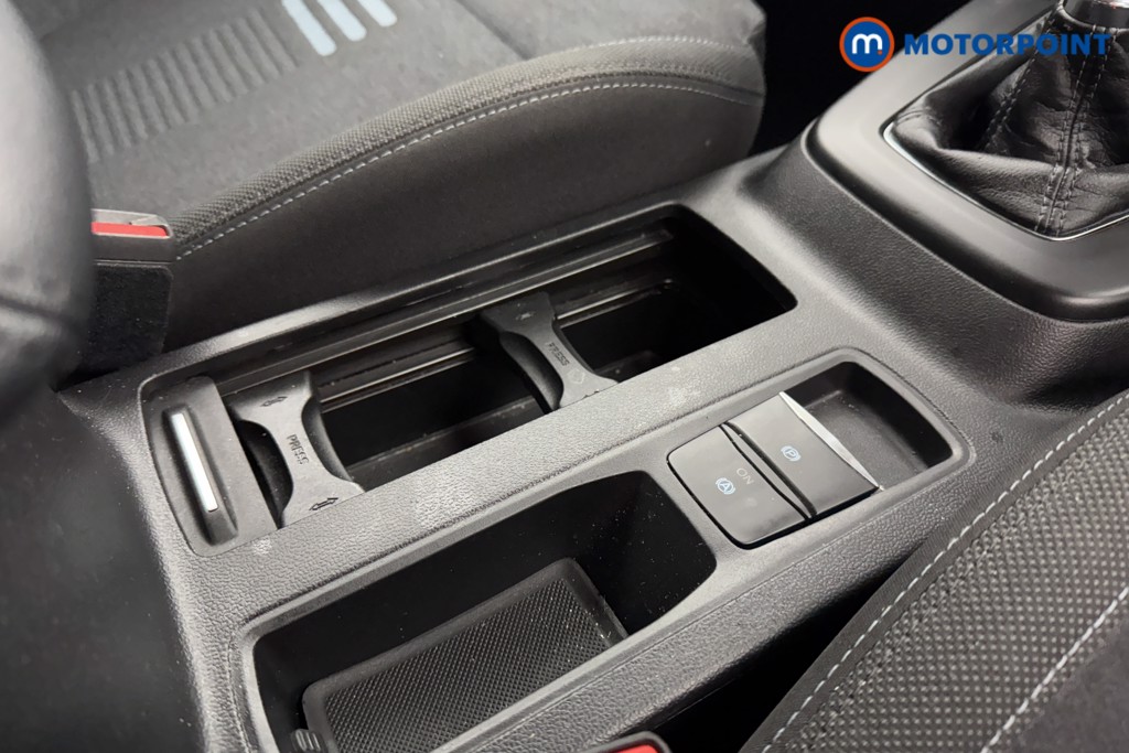 Ford Focus Active Manual Petrol Hatchback - Stock Number (1568616) - 16th supplementary image
