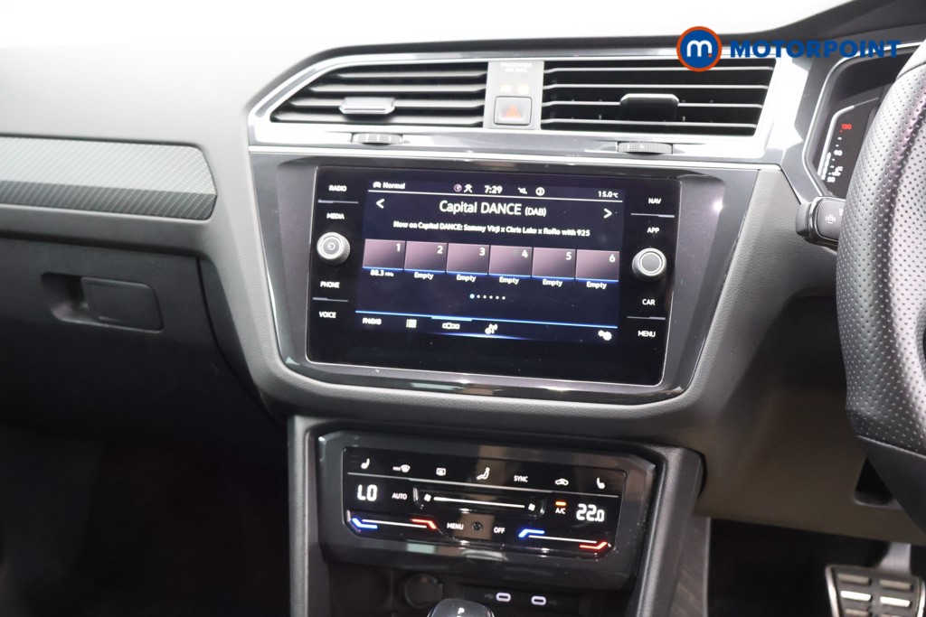 Volkswagen Tiguan R-Line Automatic Petrol SUV - Stock Number (1569241) - 5th supplementary image