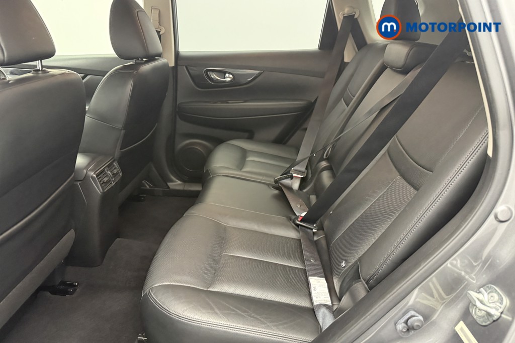 Nissan X-Trail Tekna Manual Diesel SUV - Stock Number (1569540) - 2nd supplementary image