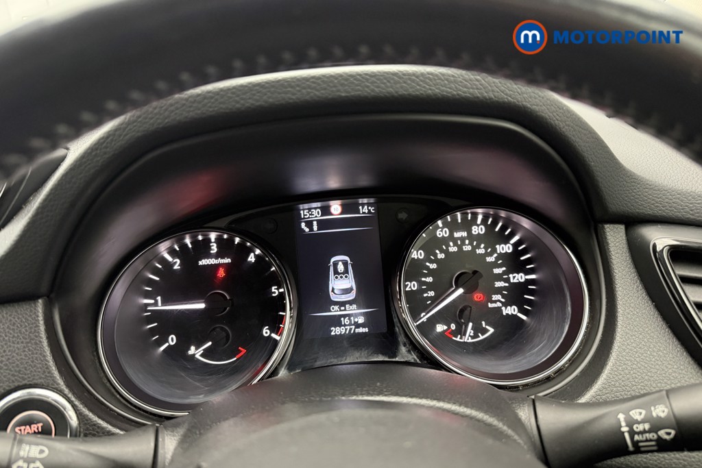 Nissan X-Trail Tekna Manual Diesel SUV - Stock Number (1569540) - 4th supplementary image