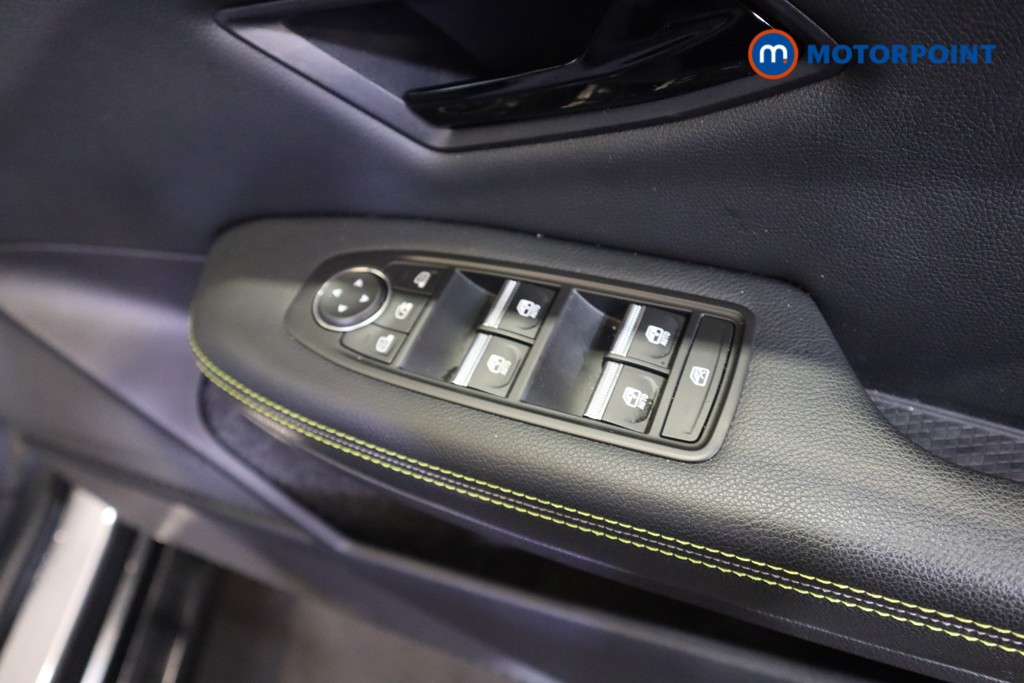 Renault Megane E-Tech Iconic Automatic Electric Hatchback - Stock Number (1569675) - 9th supplementary image