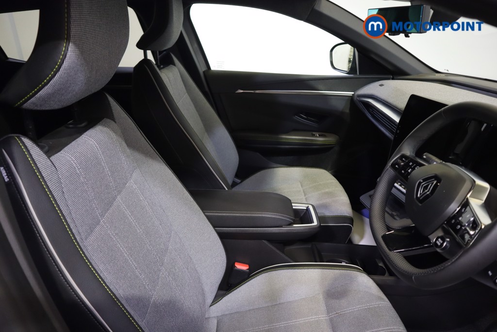 Renault Megane E-Tech Iconic Automatic Electric Hatchback - Stock Number (1569675) - 13th supplementary image