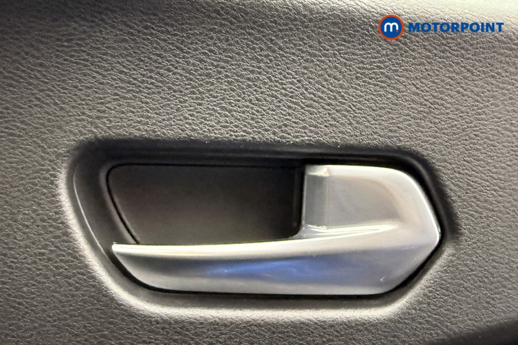 Nissan Juke N-Connecta Automatic Petrol SUV - Stock Number (1569822) - 16th supplementary image
