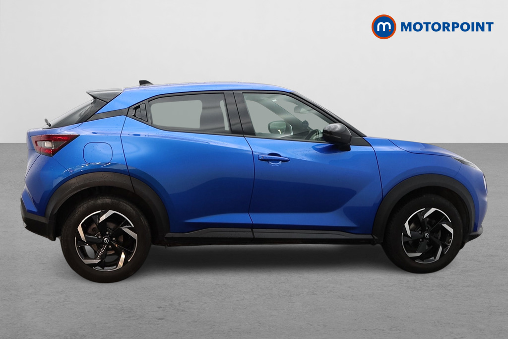 Nissan Juke N-Connecta Automatic Petrol SUV - Stock Number (1569822) - Drivers side