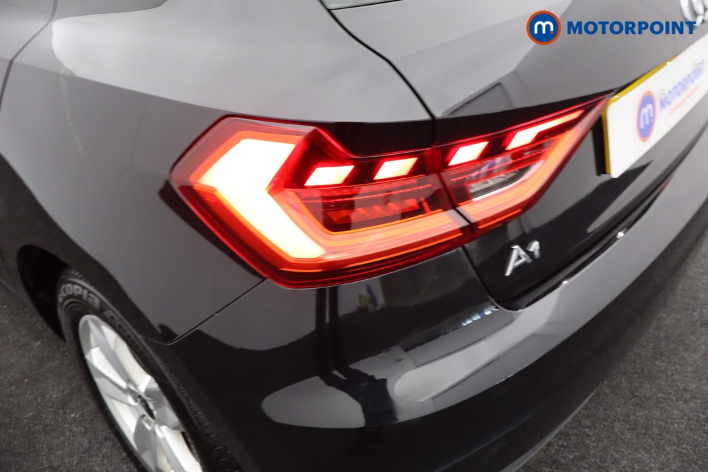 Audi A1 Technik Manual Petrol Hatchback - Stock Number (1570123) - 23rd supplementary image