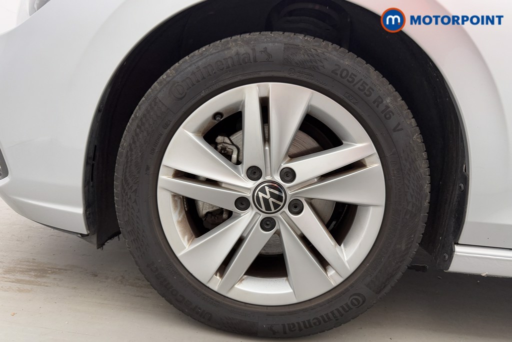 Volkswagen Golf Life Manual Petrol Hatchback - Stock Number (1570661) - 37th supplementary image