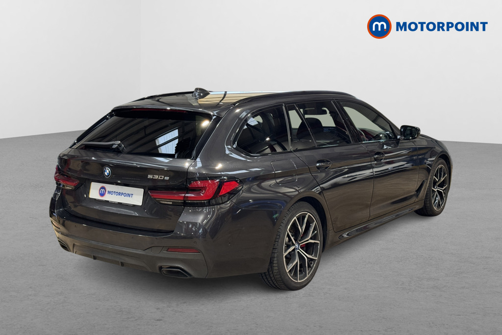 BMW 5 Series M Sport Automatic Petrol Plug-In Hybrid Estate - Stock Number (1571141) - Drivers side rear corner