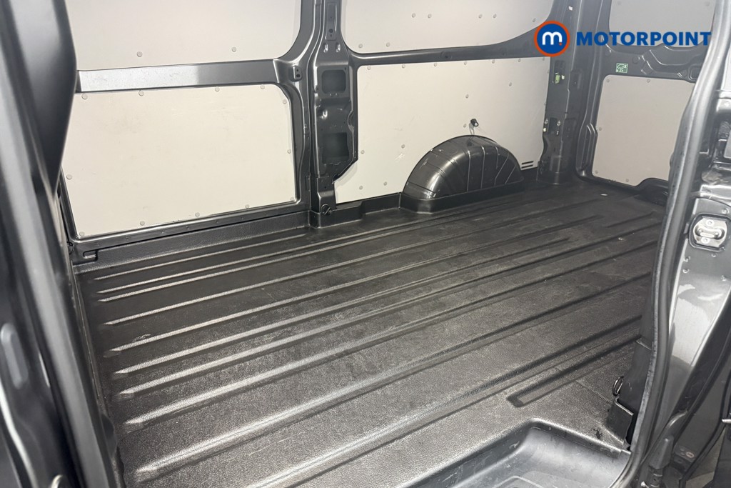 Ford Transit Custom Sport Automatic Diesel Panel Van - Stock Number (1571343) - 2nd supplementary image