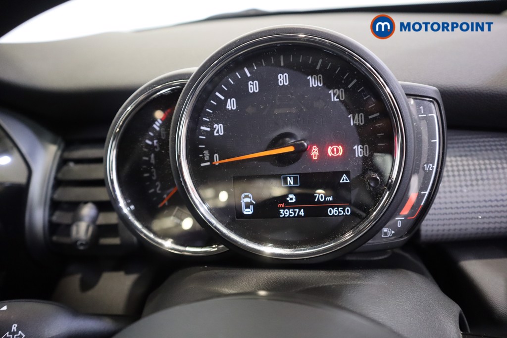 Mini Hatchback Cooper Classic Manual Petrol Hatchback - Stock Number (1571619) - 4th supplementary image