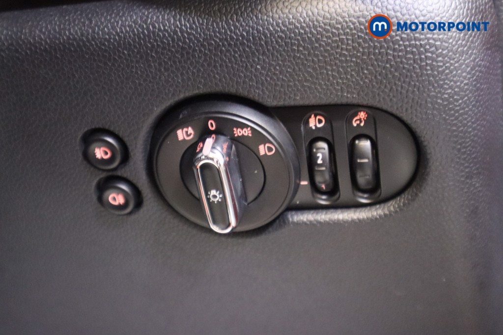 Mini Hatchback Cooper Classic Manual Petrol Hatchback - Stock Number (1571619) - 10th supplementary image
