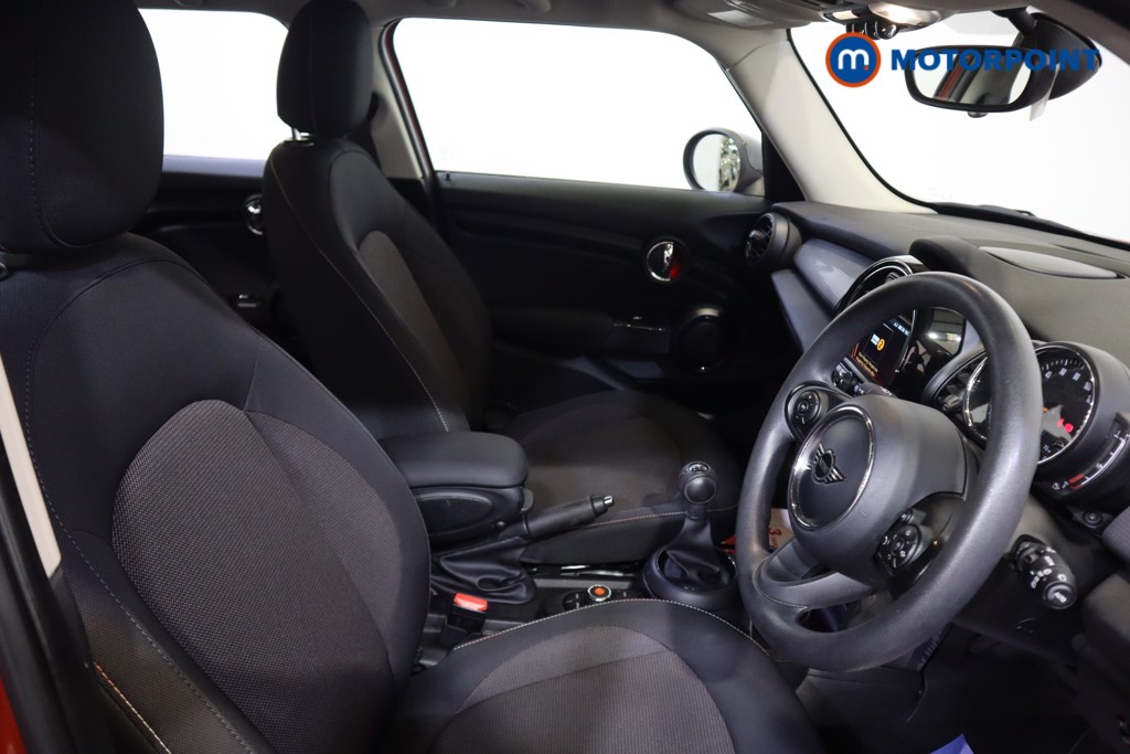 Mini Hatchback Cooper Classic Manual Petrol Hatchback - Stock Number (1571619) - 13th supplementary image