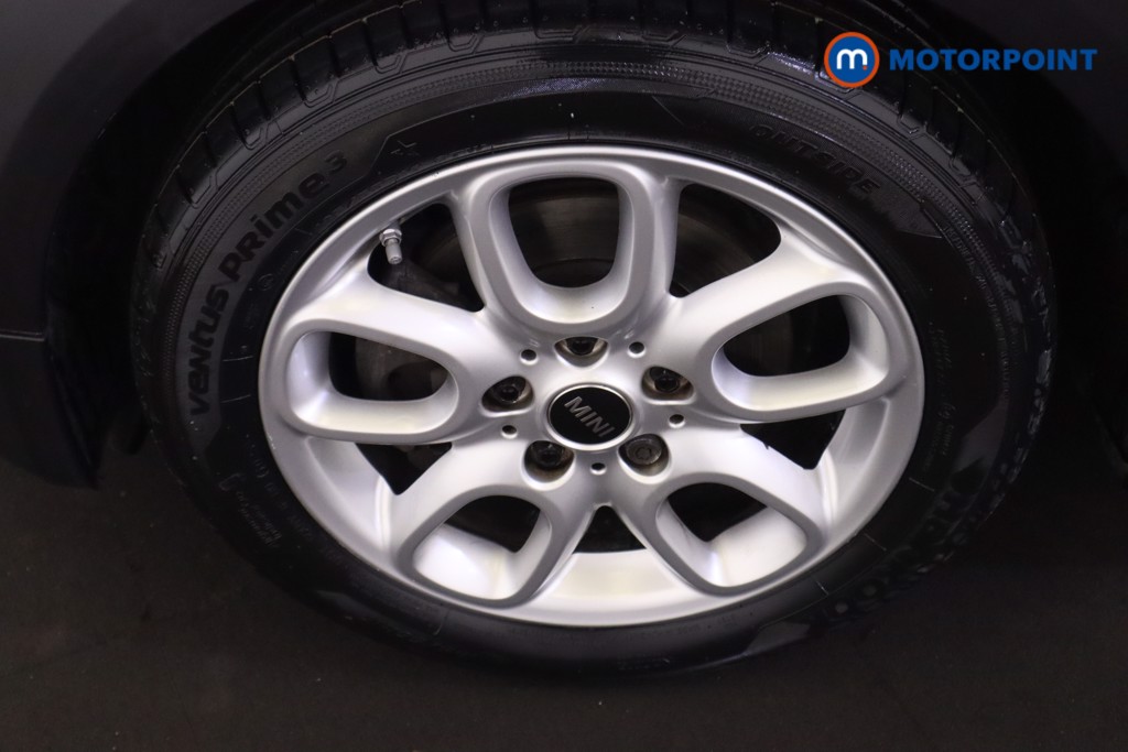Mini Hatchback Cooper Classic Manual Petrol Hatchback - Stock Number (1571619) - 19th supplementary image