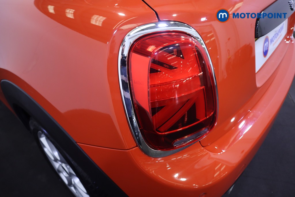 Mini Hatchback Cooper Classic Manual Petrol Hatchback - Stock Number (1571619) - 23rd supplementary image