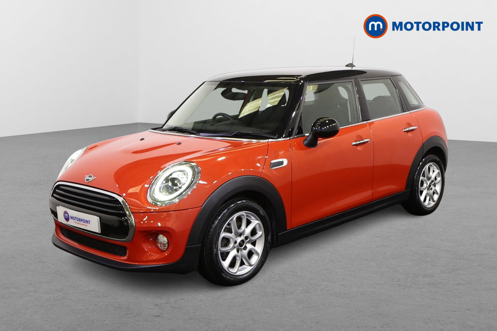Mini Hatchback Cooper Classic Manual Petrol Hatchback - Stock Number (1571619) - Passenger side front corner