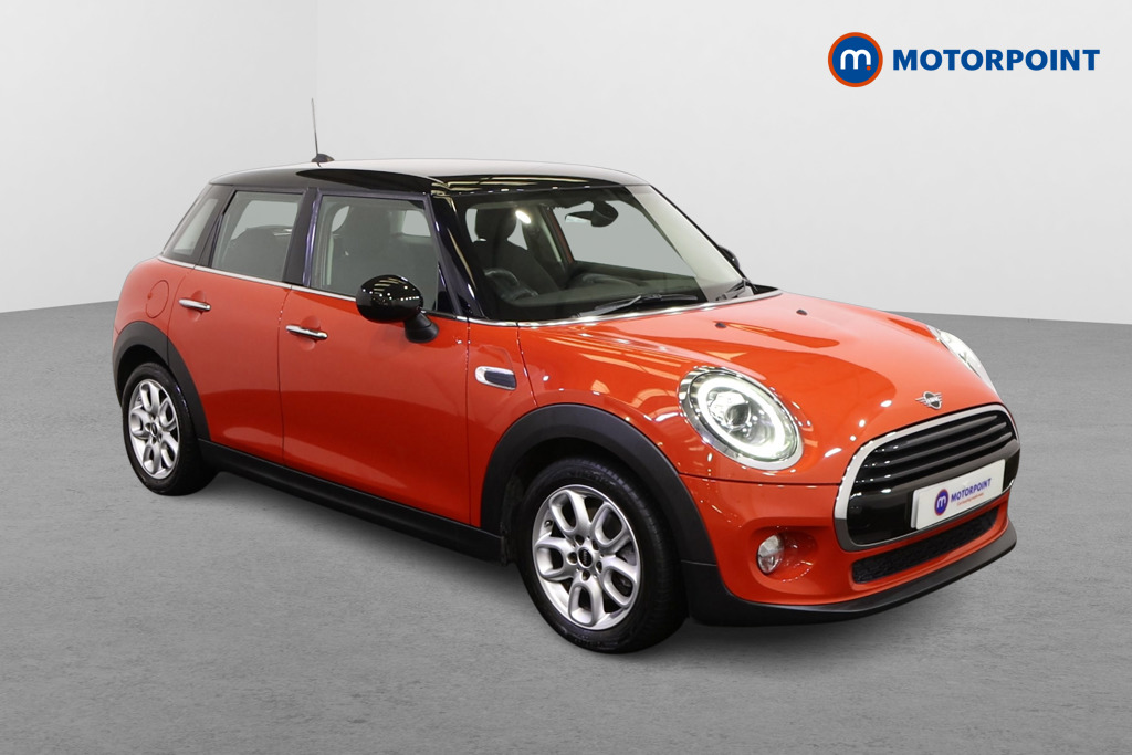 Mini Hatchback Cooper Classic Manual Petrol Hatchback - Stock Number (1571619) - Drivers side front corner