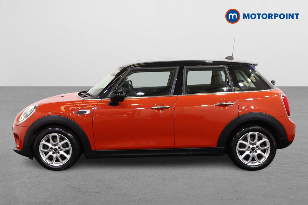 Mini Hatchback Cooper Classic Manual Petrol Hatchback - Stock Number (1571619) - Passenger side