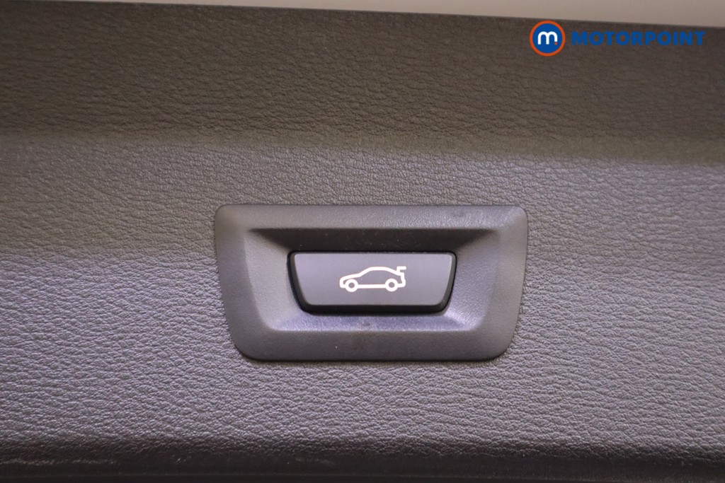 BMW X1 Xline Automatic Petrol SUV - Stock Number (1571959) - 17th supplementary image