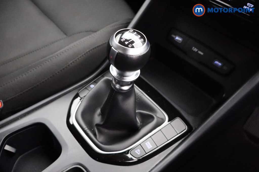 Hyundai Tucson Se Connect Manual Petrol SUV - Stock Number (1572110) - 11th supplementary image
