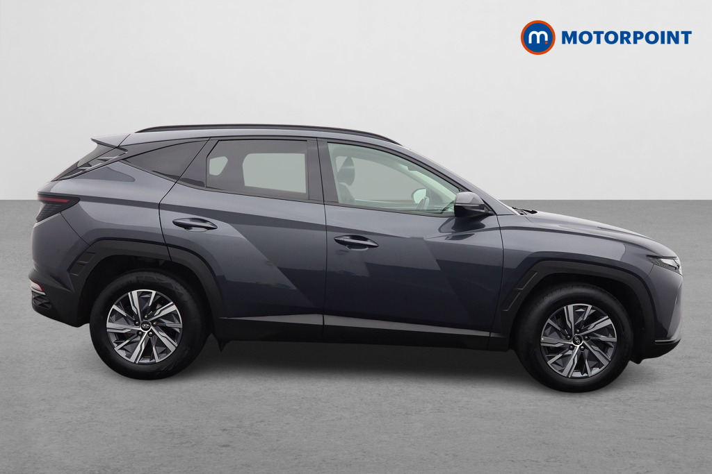 Hyundai Tucson Se Connect Manual Petrol SUV - Stock Number (1572110) - Drivers side