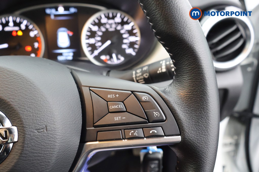 Nissan Micra N-Connecta Manual Petrol Hatchback - Stock Number (1572328) - 3rd supplementary image