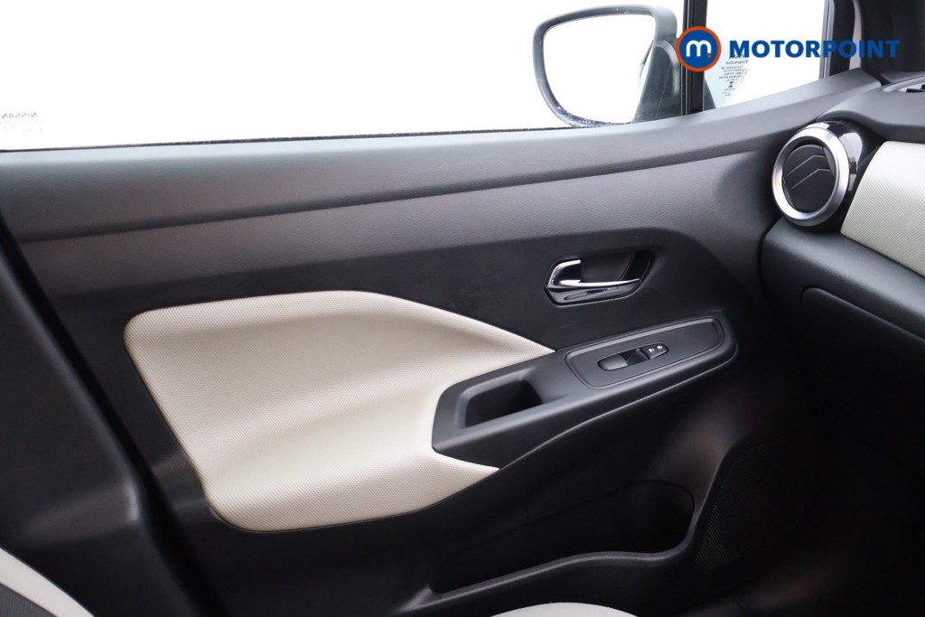 Nissan Micra N-Connecta Manual Petrol Hatchback - Stock Number (1572328) - 8th supplementary image
