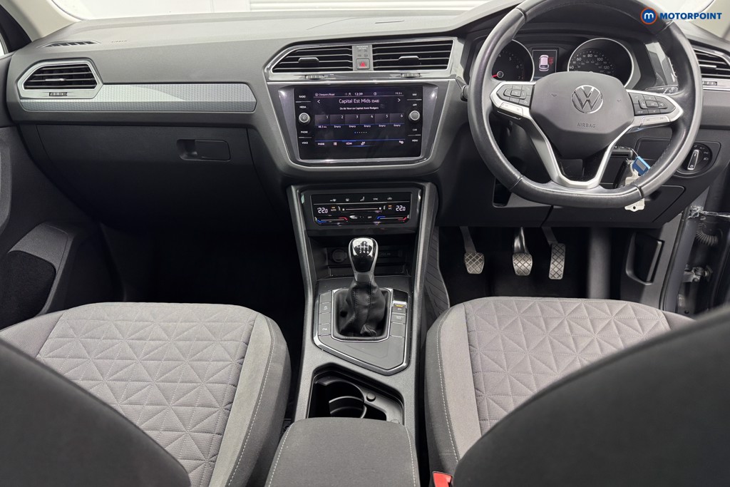 Volkswagen Tiguan Life Manual Petrol SUV - Stock Number (1572558) - 11th supplementary image
