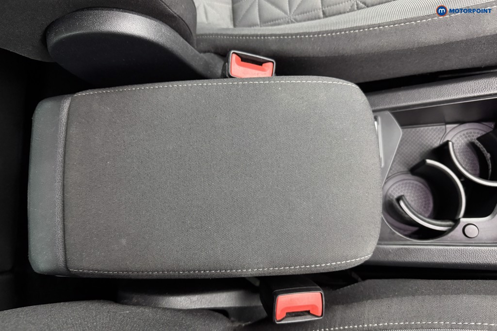 Volkswagen Tiguan Life Manual Petrol SUV - Stock Number (1572558) - 12th supplementary image
