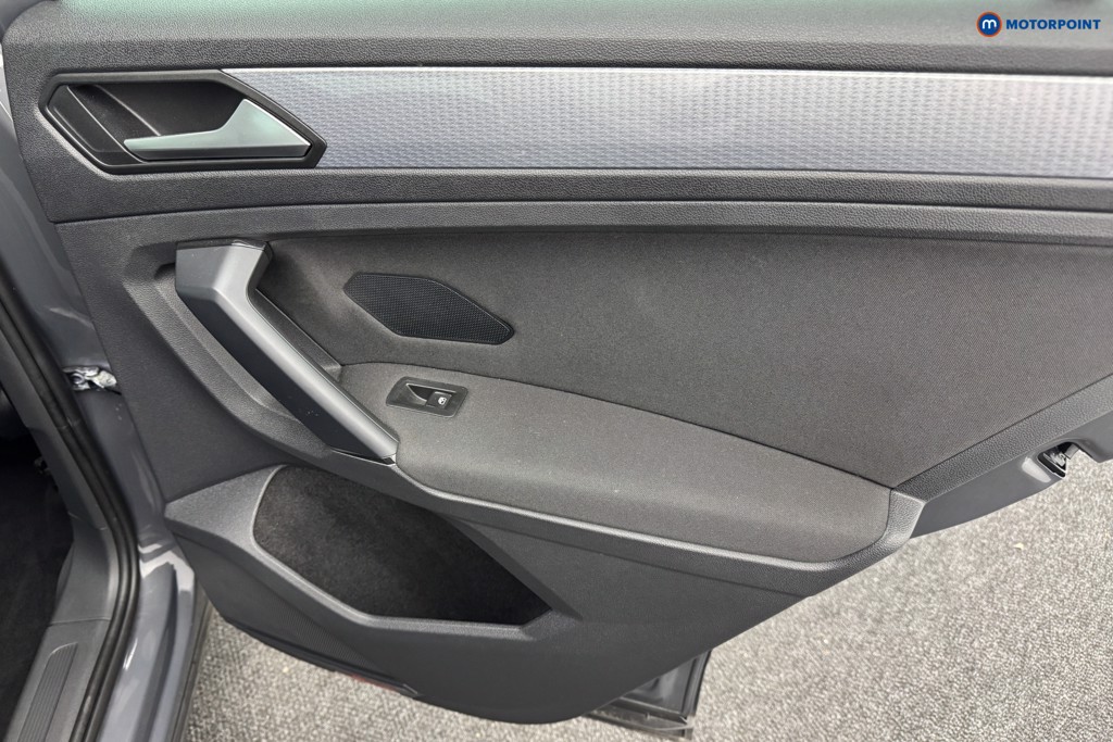 Volkswagen Tiguan Life Manual Petrol SUV - Stock Number (1572558) - 25th supplementary image