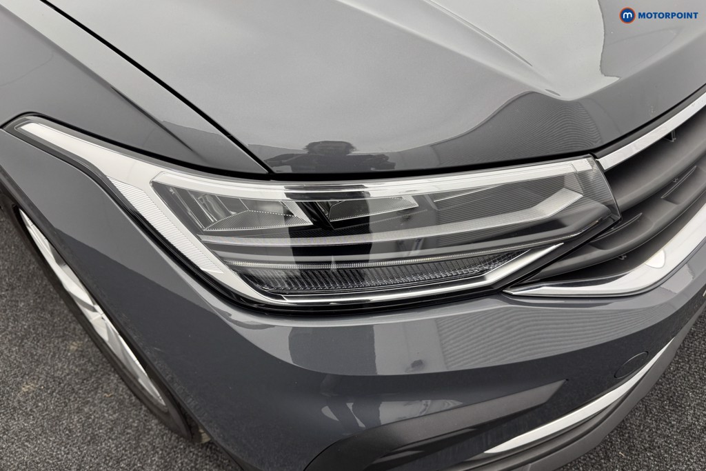 Volkswagen Tiguan Life Manual Petrol SUV - Stock Number (1572558) - 27th supplementary image