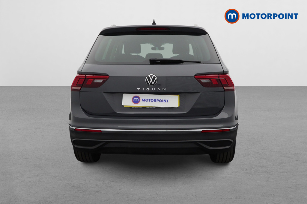 Volkswagen Tiguan Life Manual Petrol SUV - Stock Number (1572558) - Rear bumper