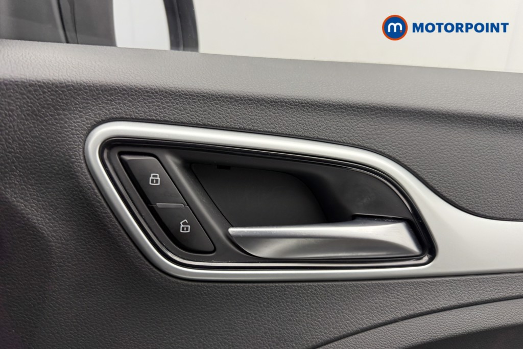 Mg Motor Uk ZS Exclusive Manual Petrol SUV - Stock Number (1572613) - 14th supplementary image