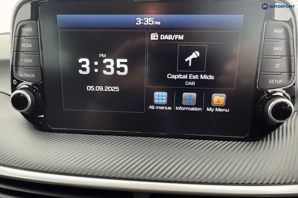 Hyundai Tucson Se Nav Manual Petrol SUV - Stock Number (1572966) - 2nd supplementary image