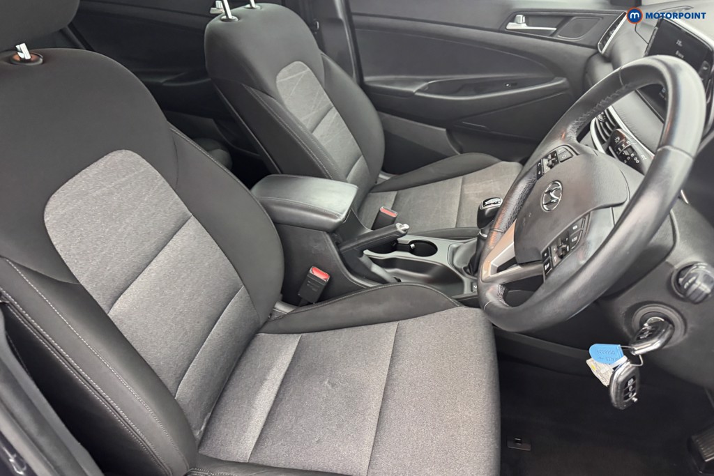 Hyundai Tucson Se Nav Manual Petrol SUV - Stock Number (1572966) - 5th supplementary image