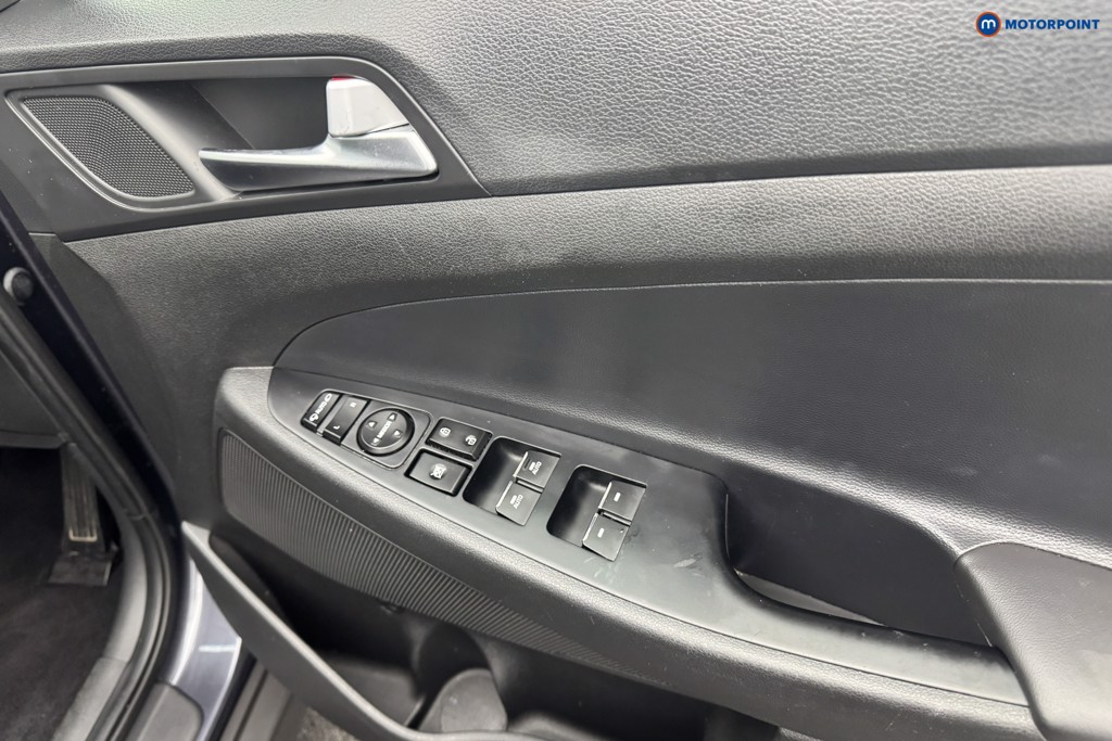 Hyundai Tucson Se Nav Manual Petrol SUV - Stock Number (1572966) - 24th supplementary image