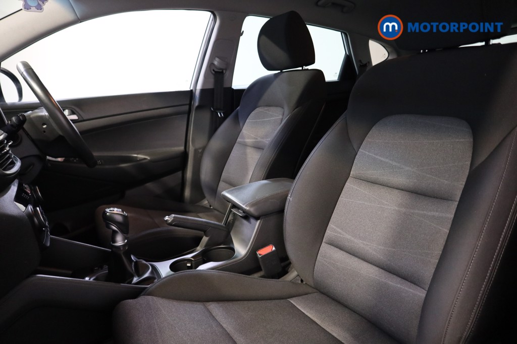 Hyundai Tucson Se Nav Manual Petrol SUV - Stock Number (1573006) - 9th supplementary image