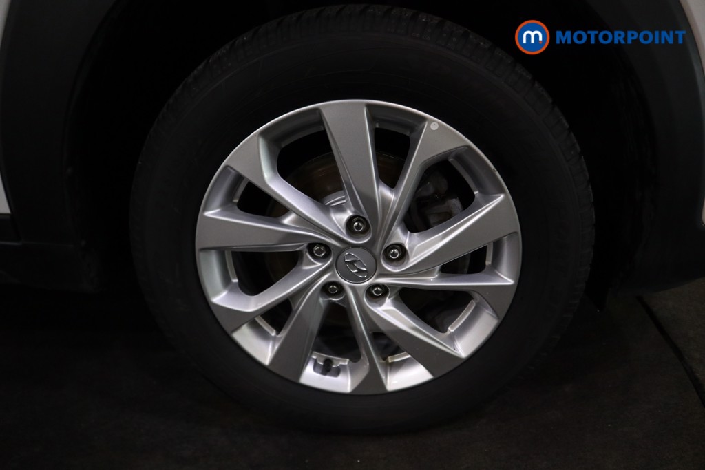 Hyundai Tucson Se Nav Manual Petrol SUV - Stock Number (1573006) - 14th supplementary image