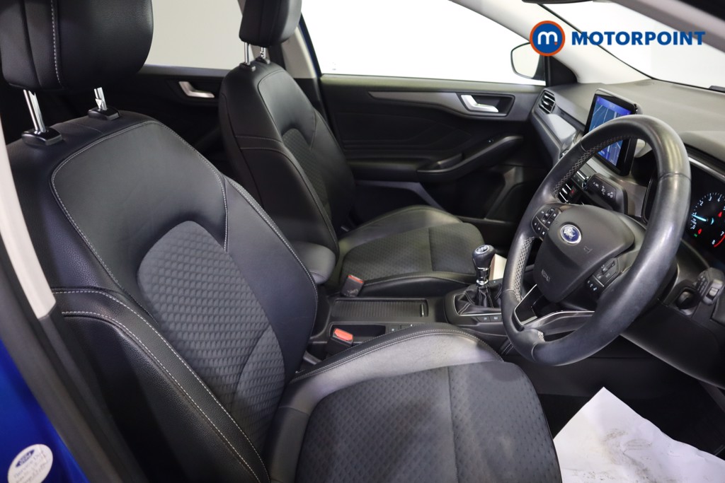Ford Focus Titanium X Manual Petrol Hatchback - Stock Number (1573291) - 11th supplementary image