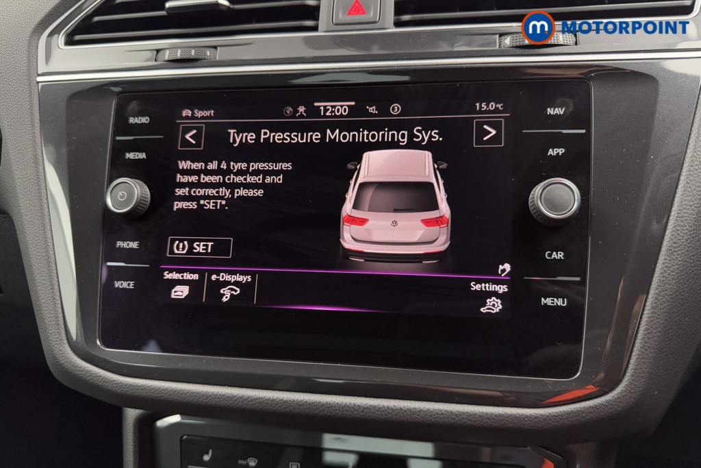Volkswagen Tiguan R-Line Automatic Petrol Plug-In Hybrid SUV - Stock Number (1573722) - 10th supplementary image