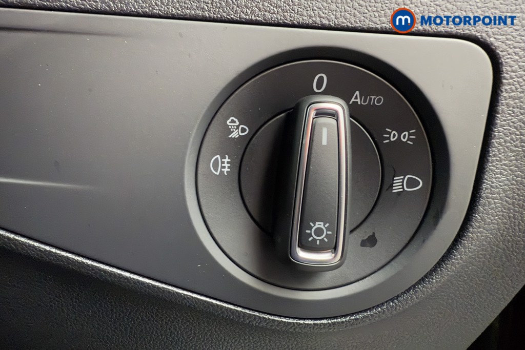 Volkswagen Tiguan R-Line Automatic Petrol Plug-In Hybrid SUV - Stock Number (1573722) - 18th supplementary image