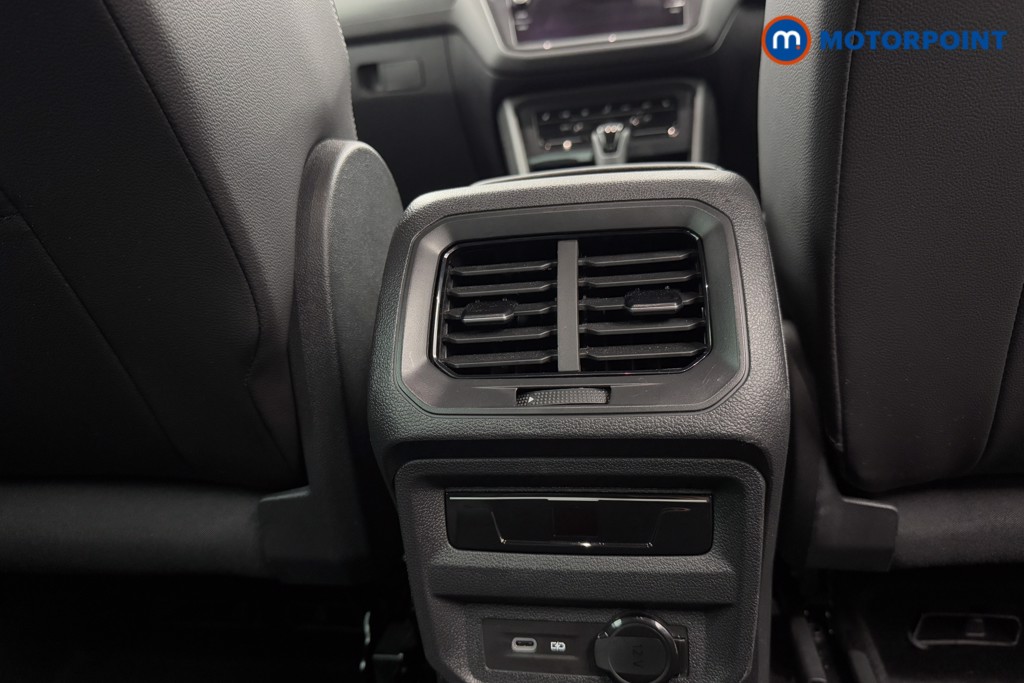 Volkswagen Tiguan R-Line Automatic Petrol Plug-In Hybrid SUV - Stock Number (1573722) - 25th supplementary image